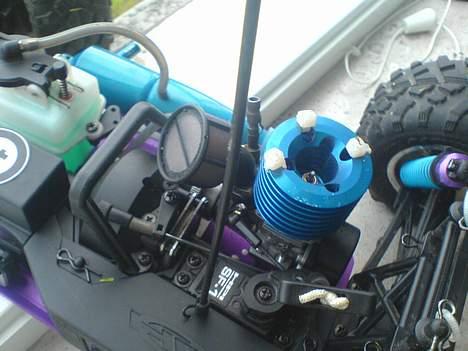 Off-Roader Hpi MT2 - Med .18 motoren - bemærk at den har trækstart istedet for lorte hpi rotofucker starter! billede 14
