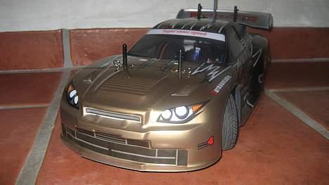 Bil nissan skyline [tidligere enhed] - bilen oppe foran billede 5