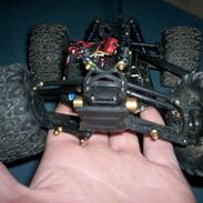 Truck AE RC18T