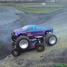 Truck Mammoth ST (SOLGT)