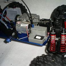 Truck T-MAXX 3.3 tsais SOLGT.