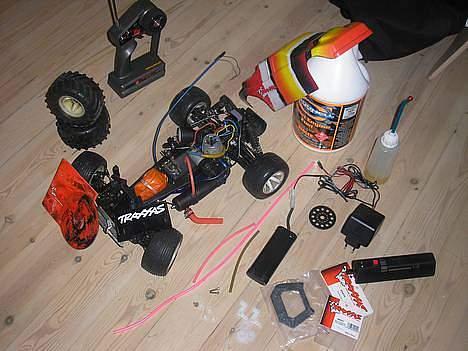 Off-Roader nitro rustler (solgt) - alt det der er til bilen billede 1