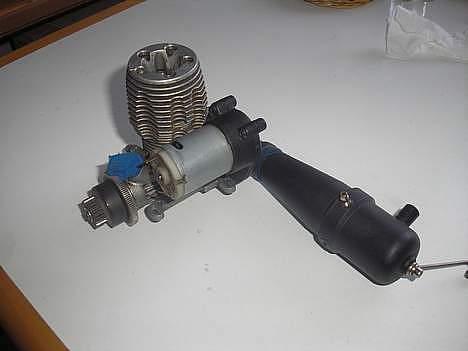 Off-Roader nitro rustler (solgt) - motoren billede 2