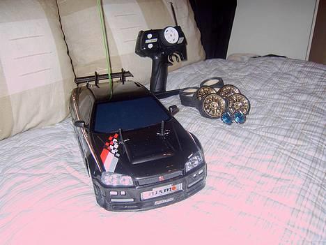 Bil HBX Nissan Skyline  - Guld bilen <´33 billede 1