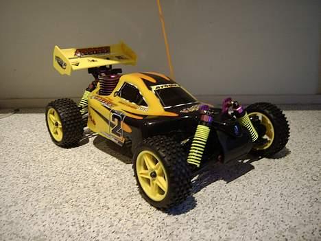 Buggy Atomic Warhead billede 1