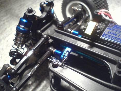 Truck AE RC18T billede 7