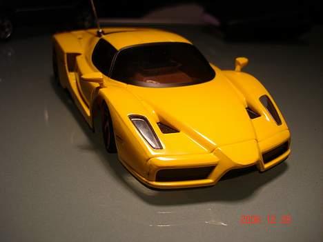 Bil mini-z mr-02 ferrari enzo billede 3