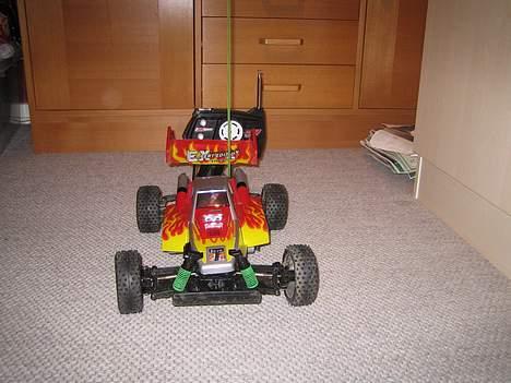 Buggy HBX buggy drifter - hvis du ike har en bruger brug dette link http://www.rcgalleri.dk/html/gal_visbil.asp?ID=14007&ipc=54366 billede 1