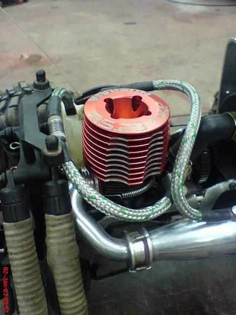 Off-Roader Savage RTR Nosram RS.28 - Armeret benzinslanger billede 12