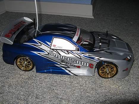 Bil hbx Skyline billede 1