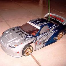 Bil HBX nissan skyline