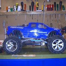 Bil traxxas t max