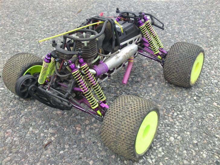 Truck HPI Savage .28 - HPI Savage .28 Opbygget som en X - Ford F-650. billede 15