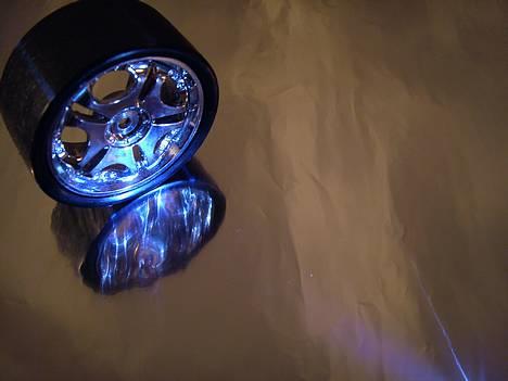 Bil Team Associated TC4 "FT" - Ja mine drift dæk !  (Billedet er taget oppe i min fars fotostudie) billede 8