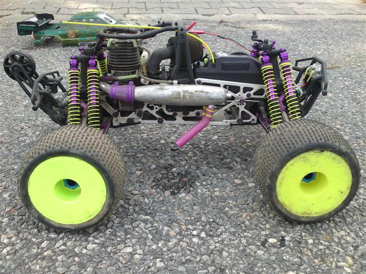 Truck HPI Savage .28 - HPI Savage .28 Opbygget som en X - Ford F-650. billede 16