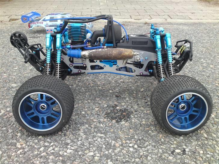 Truck HPI Savage .28 - Savage 25 Ombygget til Savage X - Cadillac Escalade EXT Nascar 8 Loctite. billede 16