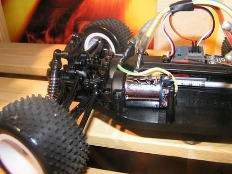 Buggy A-tech XmT4 - LRP fusion billede 14