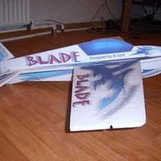 Fly BLADE 3D slidt op.