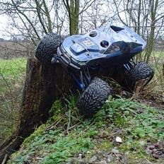Truck Revo 2,5