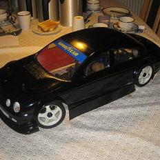 Bil Carson 1:6 supercale onro