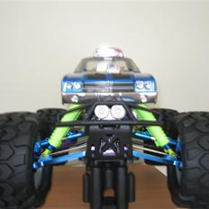 Off-Roader Truckzilla Savage