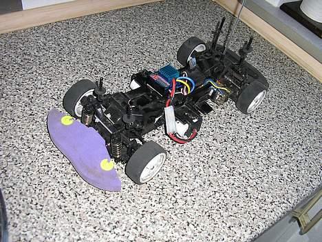 Bil HBX onroad 4WD - undervogn billede 8