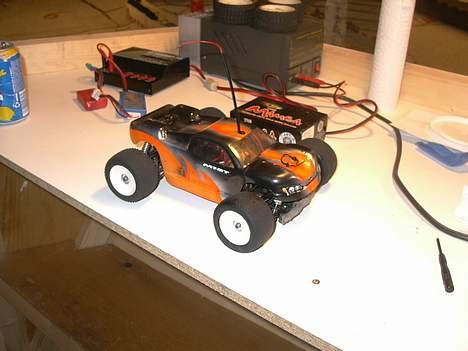 Off-Roader Xray m18t  billede 5