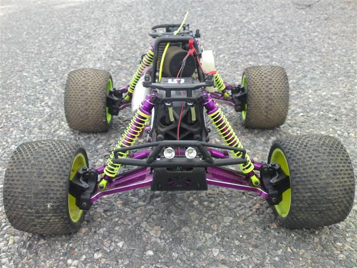 Truck HPI Savage .28 - HPI Savage .28 Opbygget som en X - Ford F-650. billede 18