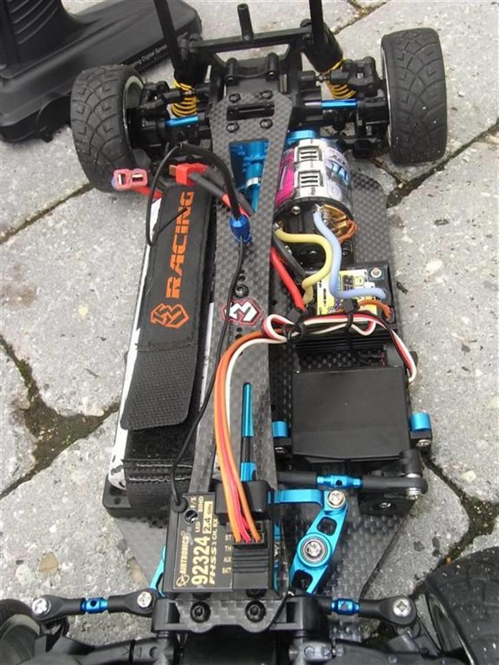 Bil TT01D Carbon/alu 2,4Ghz billede 7