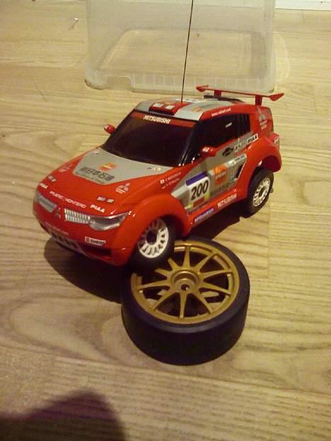 Off-Roader Mini-z over land billede 4