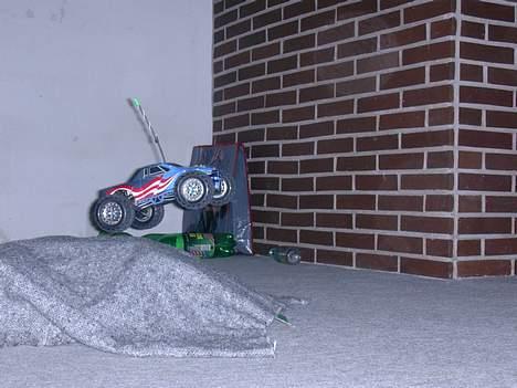 Truck RC18MT billede 14