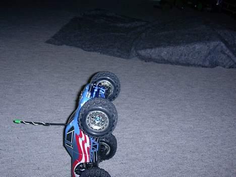 Truck RC18MT billede 15