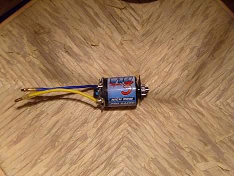 Bil TL-01 med Lotus Elise - ja så kan den da flytte sig  billede 10