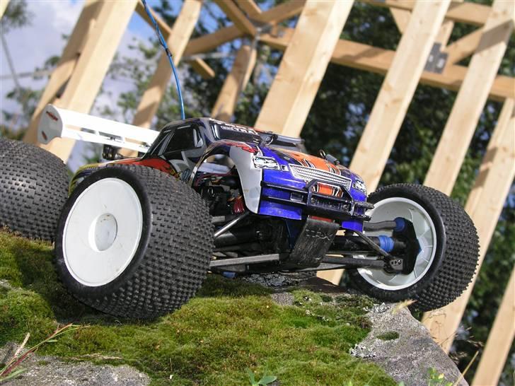 Off-Roader Revo 2,5 Truggy billede 3