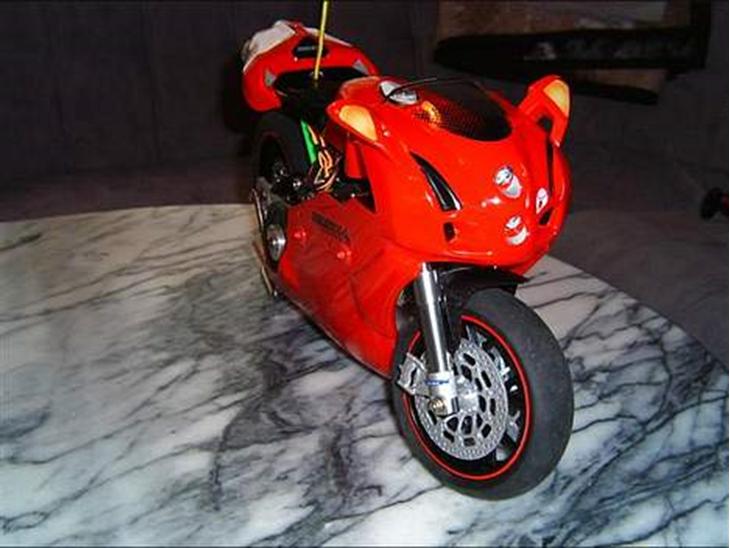 Motorcykel Ducati 999R (Solgt) - 2005 - Motor: TT PRO-12BK 2,11ccm.