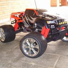 Off-Roader savage 25
