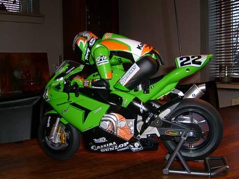 Motorcykel Kawasaki ZX10R  billede 2