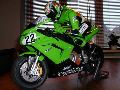 Motorcykel Kawasaki ZX10R  billede 4