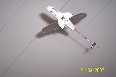 Helikopter PicooZ - Wheee  den flyver lige over mig ... billede 15