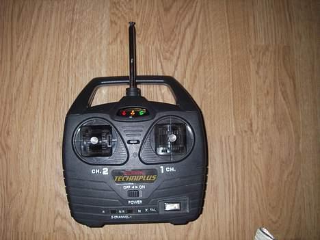 Bil Tamiya TL-01 >Tobias< - Det er så min fjernbetjening.. billede 8