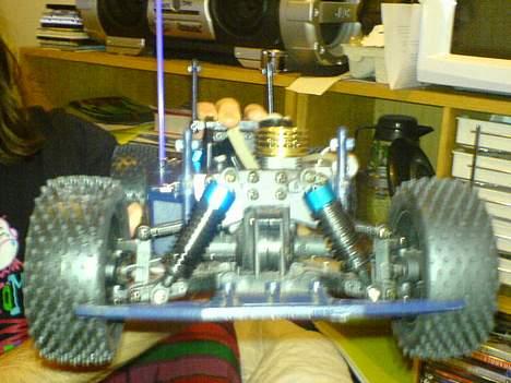 Truck kyosho PureTen GP 4WD - med nye støddæmpere og hjul uden tank billede 12