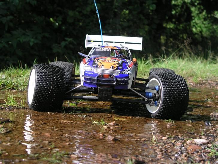 Off-Roader Revo 2,5 Truggy billede 16