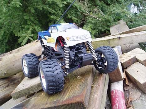 Truck mini Fmh Miniturbo - på nogle træ plader af en art. billede 19