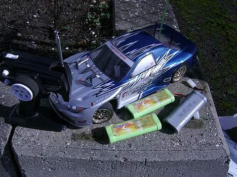 Bil HBX Nissan Skyline  Drift - Bil, Batteri & Pistol Kontrol. billede 5