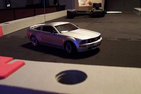 Bil Mini-z - Ford Mustang - Mustang på banen billede 5