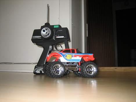 Truck Kyosho Mini-Z Monster billede 1