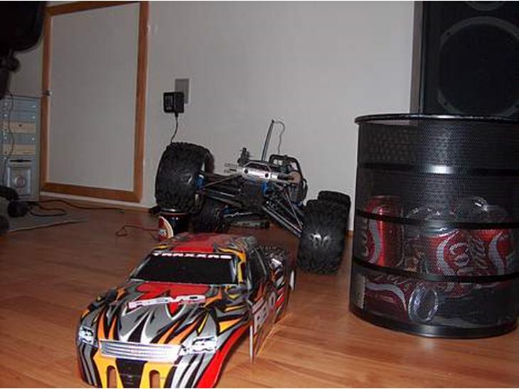 Off-Roader Traxxas revo 3,3 billede 1