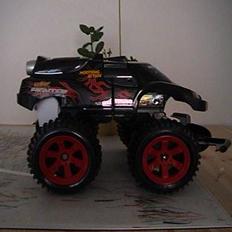 Off-Roader nikko hawk fighter