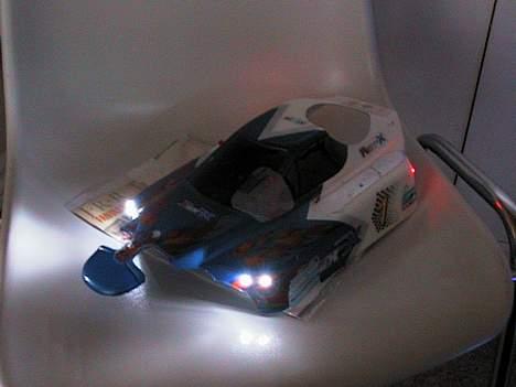 Off-Roader Great Vigor Rex-X - lad der blive lys :D  .I starten var det lavet så man kunne tænde det fra senderen, men det kunne ikke arbejde sammen med den frekvens som senderen havede billede 7