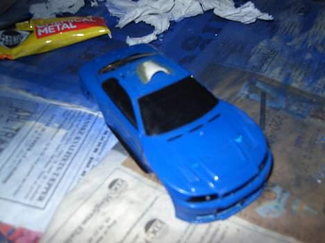 Bil racetin - så er scoopet blevet sparkelt efter at det er blivet limet billede 4